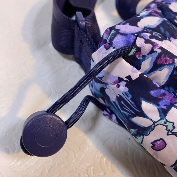 Vera Bradley Featherweight Crossbody Bag Artist's Garden - Picture 5 of 10